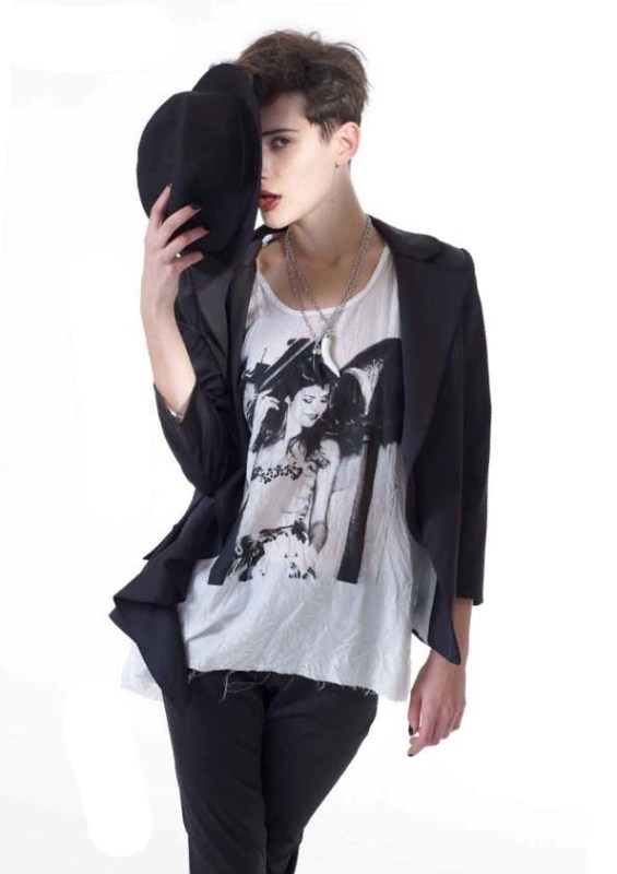 ������������ ����� � ����������� �� ELEONORA AMADEI