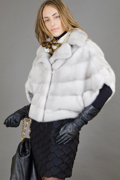 ���� NICOLE �� ����� VIOLET