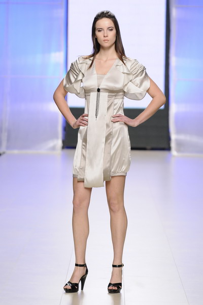 ������ ��������� � ������������� ��������