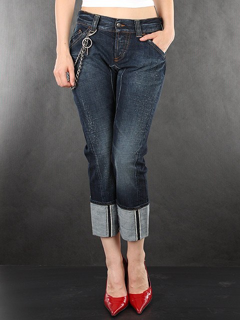 Ботильоны с отворотами и вышивкой