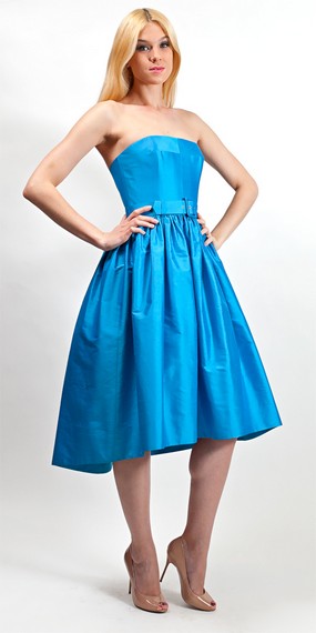 Роскошное шёлковое платье голубого цвета