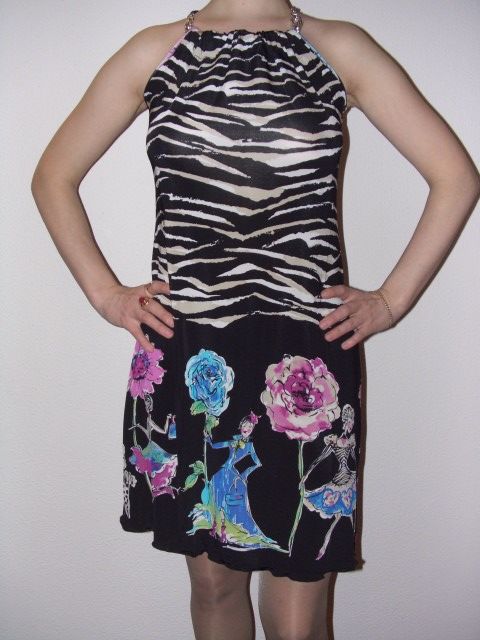 ������  A1241051