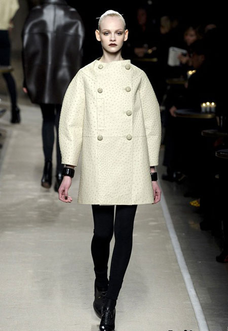     Loewe 2011/2012